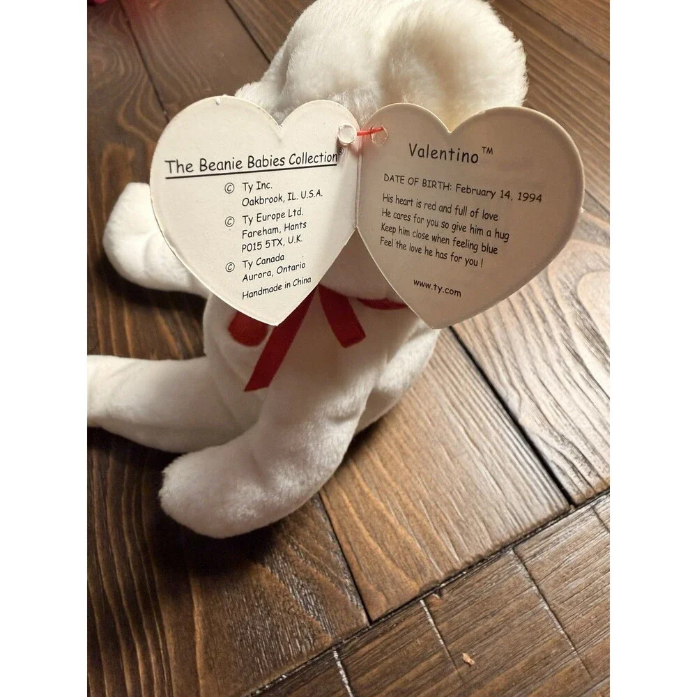 1994 Valentino Ty Beanie Baby White with Red Heart And A Brown Nose